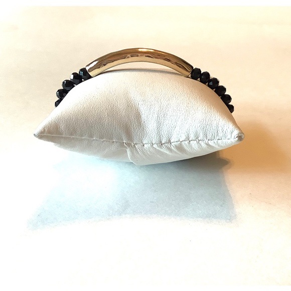 Octavia & CO. Stone Stretch Bracelet - Picture 4 of 5